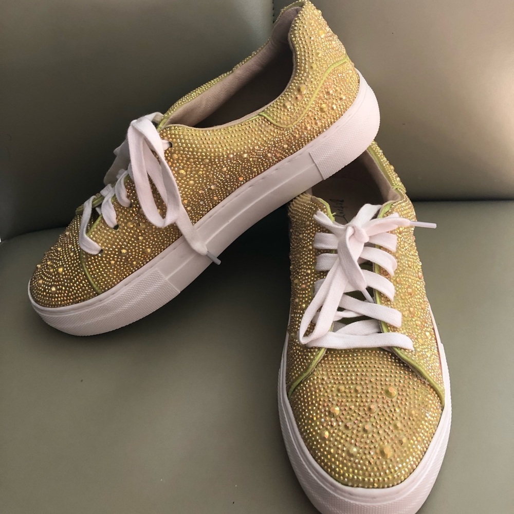 Betsey Johnson Sneakers size 7.5M, very good condition, like new